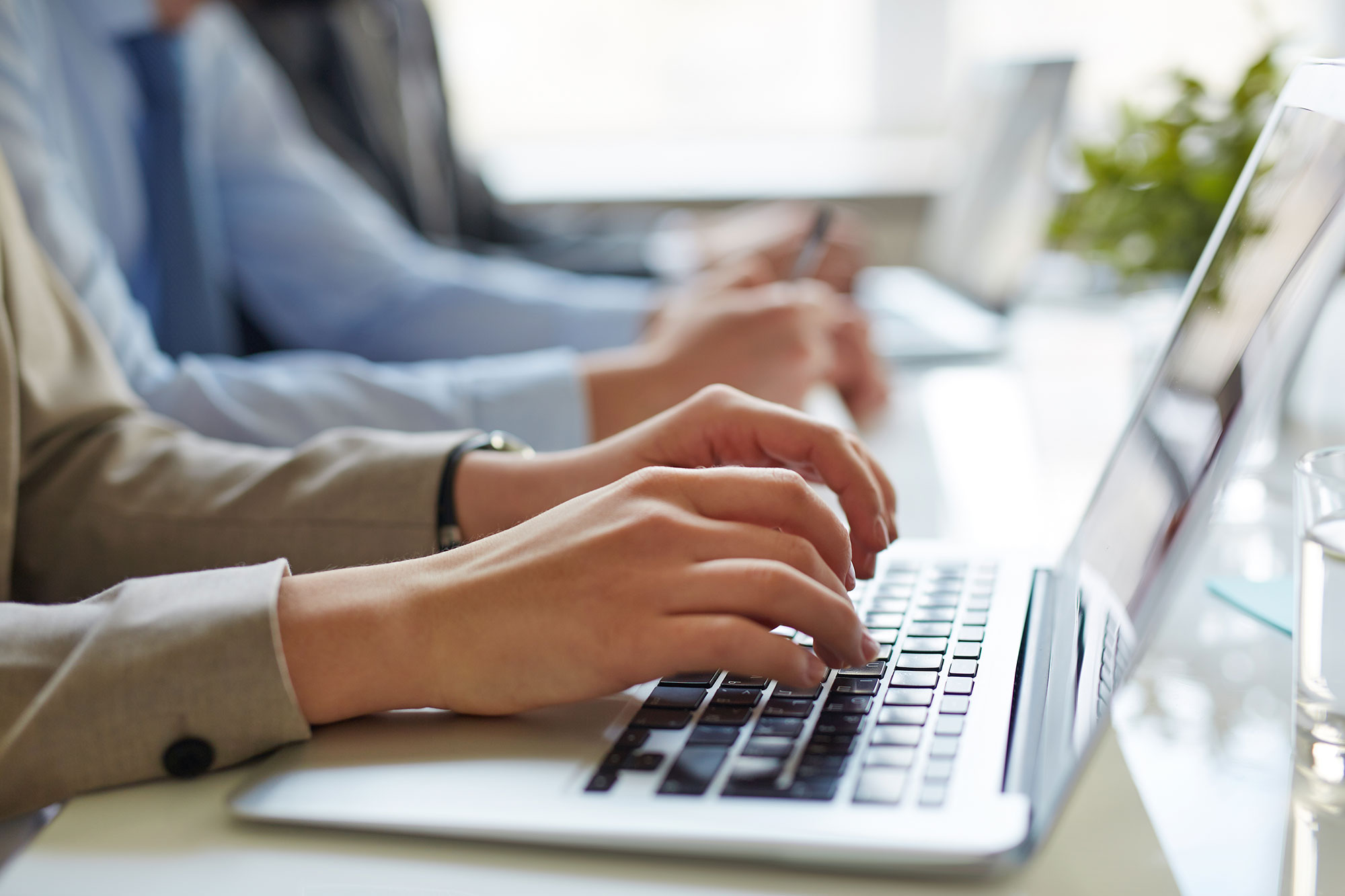 typing-on-laptop